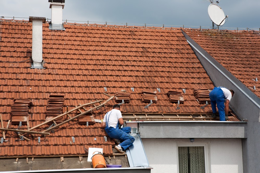 The Complete Guide To Roof Restorations: How It Works - i Business Day