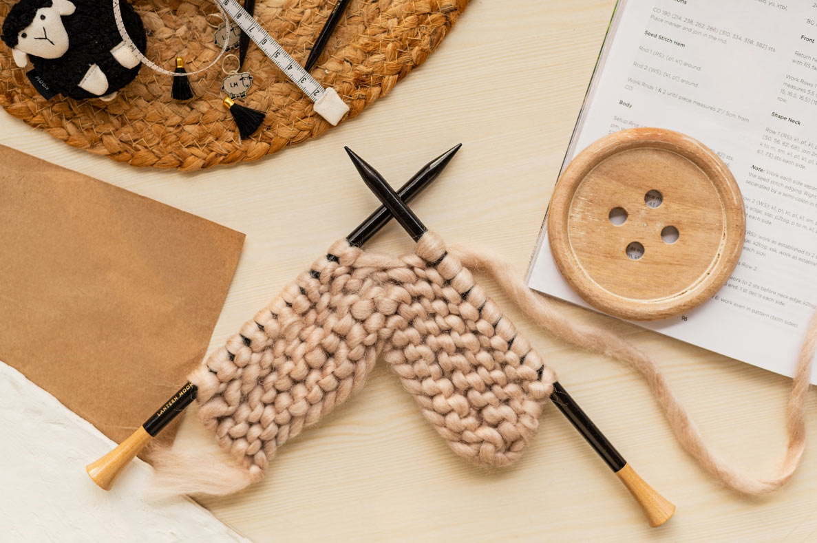Fun Summer Knitting for Kids: 7 Easy Projects to Try – lanternmoon.com